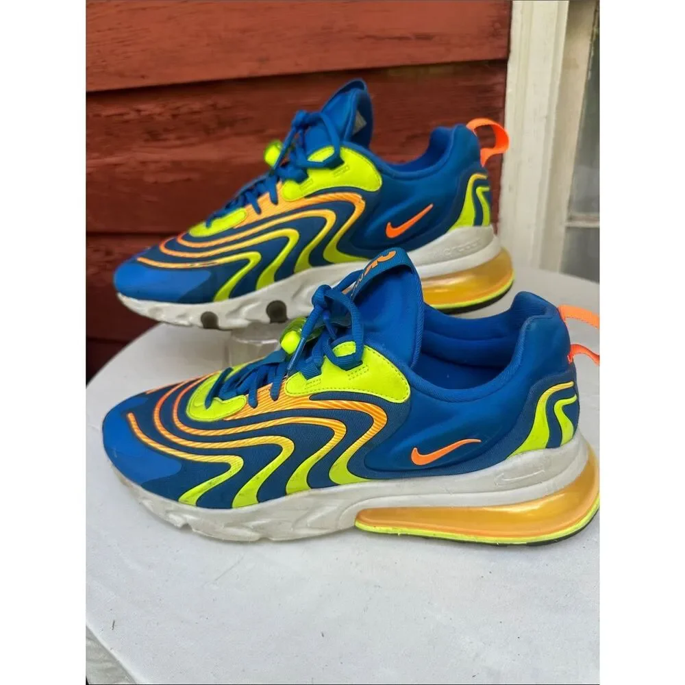Nike AirMax 270 Shoes
